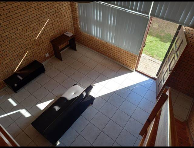 1 BEDROOM APARTMENT RENTED IN BLUEWATER BAY